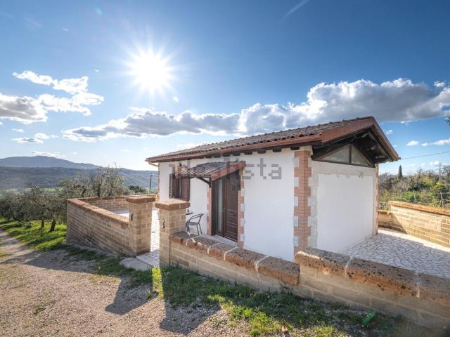 Case e ville in affitto di 48 m² in Via Ortana