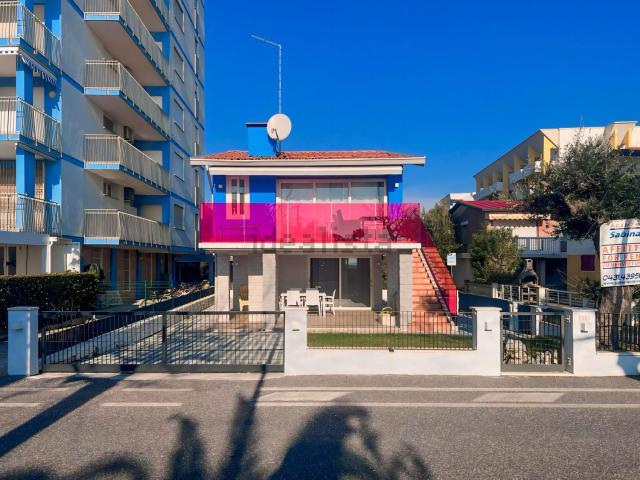 Case e ville in affitto di 55 m² in Via della Luna, 48