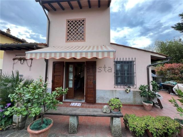 Case e ville in affitto di 60 m² in Via di Casellina