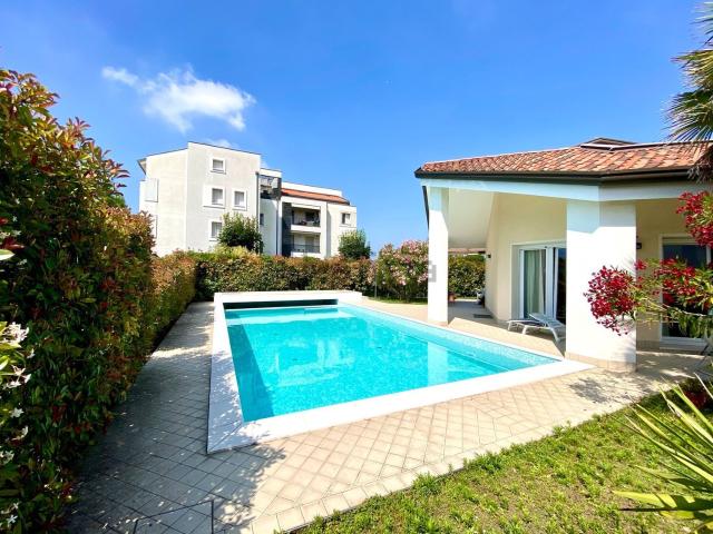 Case e ville in affitto di 70 m² in Via Torcello, 52