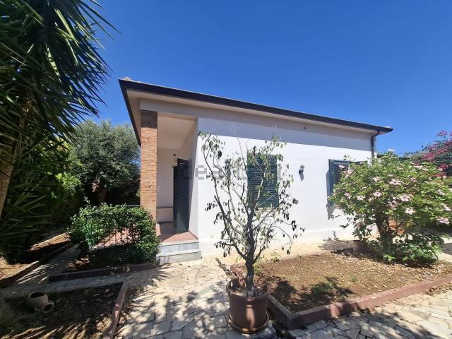 Case e ville in affitto di 70 m² in Viale Ebe, 25