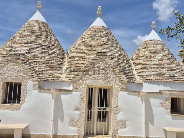 Case e ville in affitto di 80 m² in Via Alberobello