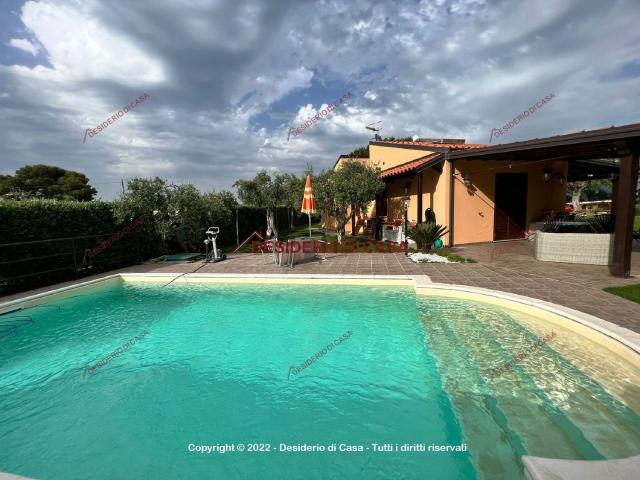 Case e ville in affitto di 85 m² in Via Capo Plaja