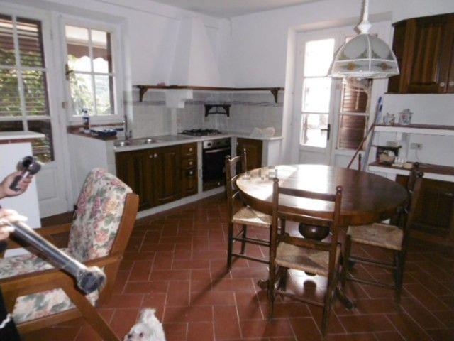 Case e ville in affitto di 85 m²