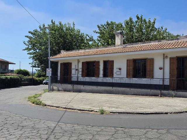 Case e ville in affitto di 90 m² in Via Immacolata