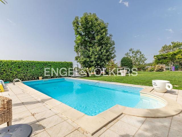 Case e ville in affitto di 90 m² in Via Monte Moricone