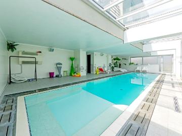 Case e ville in affitto di 1000 m²