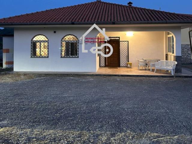 Case e ville in affitto di 100 m² in Via San Martino, 16