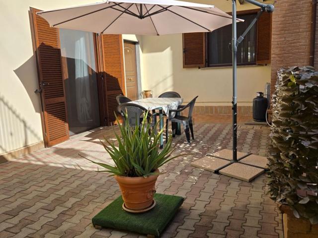 Case e ville in affitto di 100 m² in Via Vittorio Gassman, 56