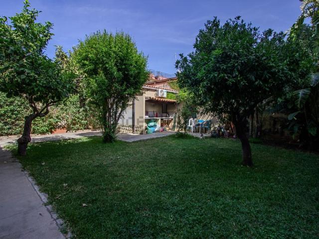 Case e ville in affitto di 100 m² in Viale Galatea, 26