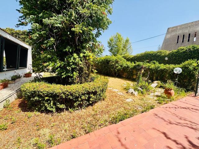 Case e ville in affitto di 105 m² in Via delle Muse