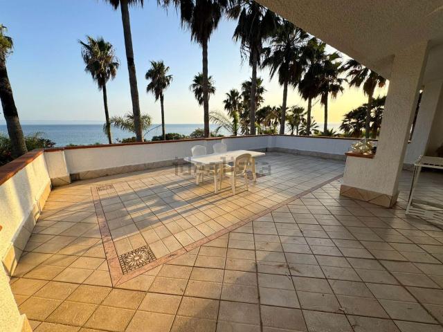 Case e ville in affitto di 110 m²