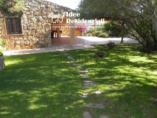 Case e ville in affitto di 110 m² in Via Cala di Lepre