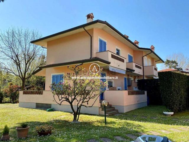 Case e ville in affitto di 120 m²