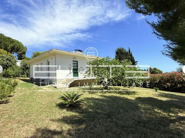Case e ville in affitto di 120 m²