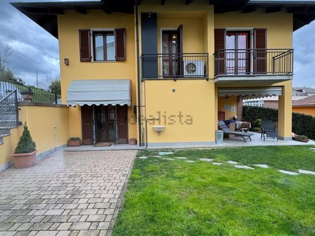 Case e ville in affitto di 120 m² in Via Giovanni Fracchia, 28