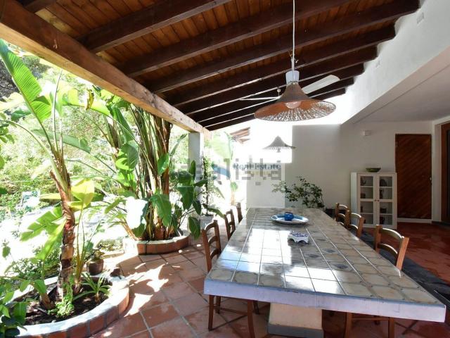 Case e ville in affitto di 120 m² in Via Tirso