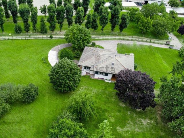 Case e ville in affitto di 125 m²