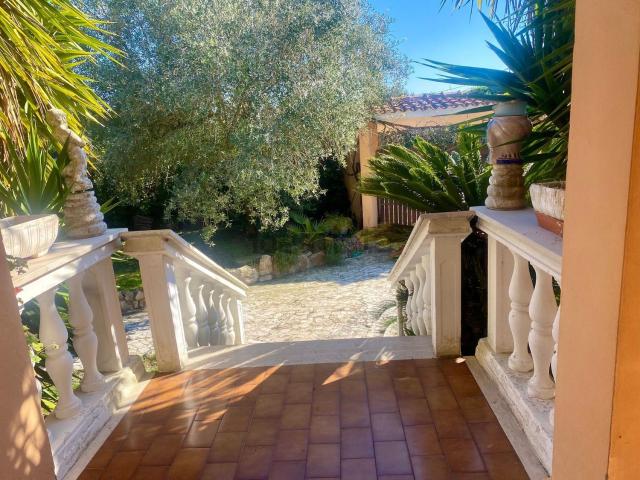 Case e ville in affitto di 130 m² in Traversa Terza, 495