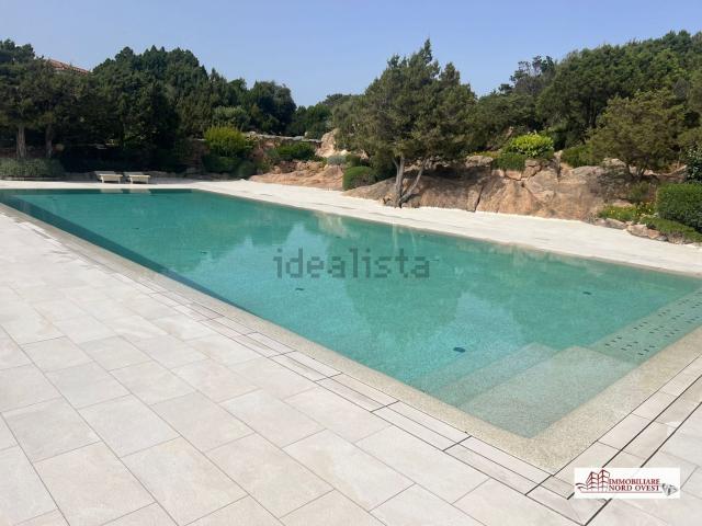 Case e ville in affitto di 130 m² in Via Porto Cervo