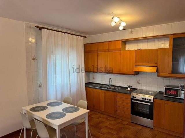 Case e ville in affitto di 130 m² in Via Pelosa