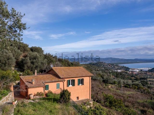 Case e ville in affitto di 134 m² in Via dei Molini