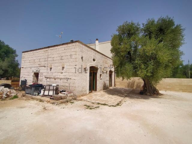 Case e ville in affitto di 134 m² in Contrada Cristo Re