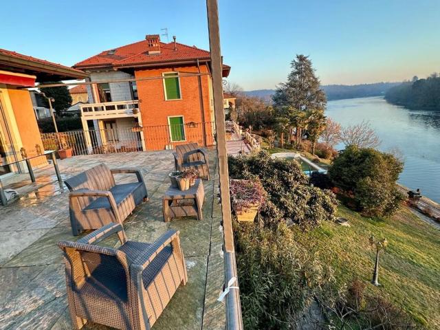 Case e ville in affitto di 140 m²