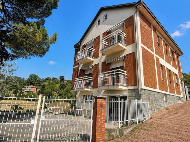 Case e ville in affitto di 140 m² in Via Cordova, 25