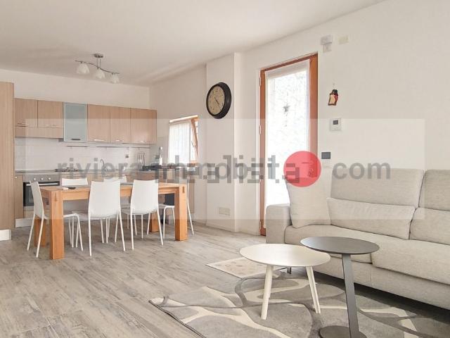 Case e ville in affitto di 140 m² in Via Fratelli Cervi