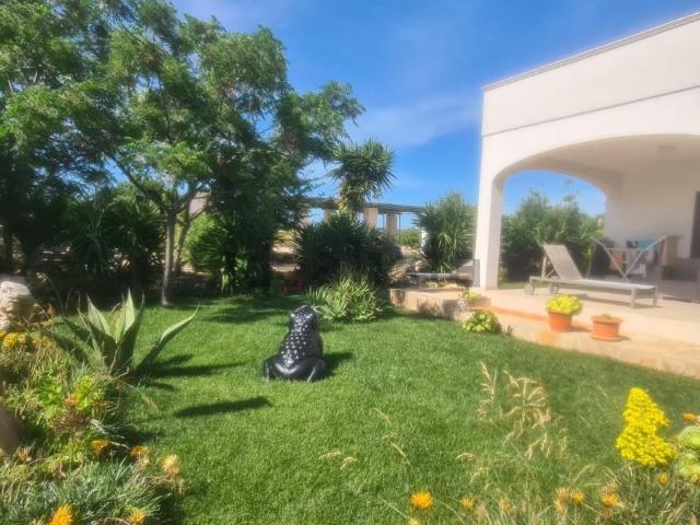 Case e ville in affitto di 140 m² in Contrada Caselli, 529