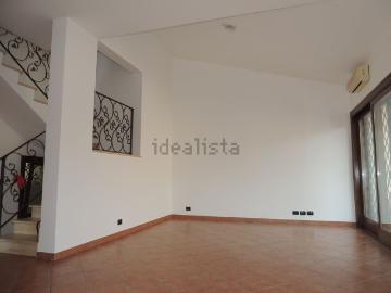 Case e ville in affitto di 145 m² in Via Merano, 127