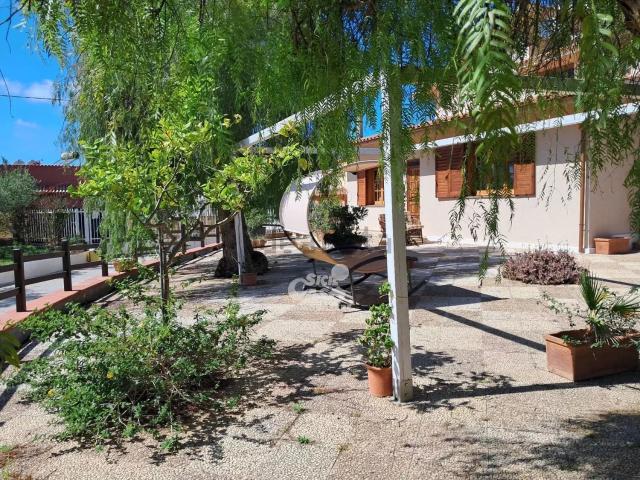 Case e ville in affitto di 150 m²