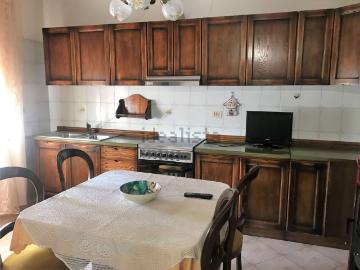 Case e ville in affitto di 150 m²