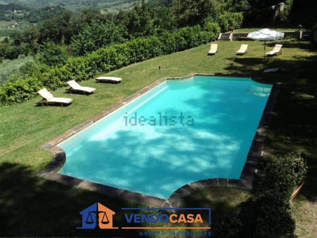 Case e ville in affitto di 150 m² in Via Caldine