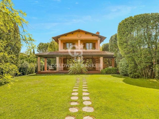 Case e ville in affitto di 150 m² in Via Agnelli, 82