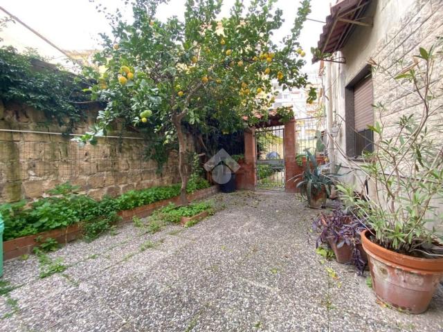 Case e ville in affitto di 150 m² in Via Aquileia, 51