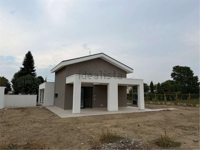 Case e ville in affitto di 150 m² in Via Zenzalose, 74