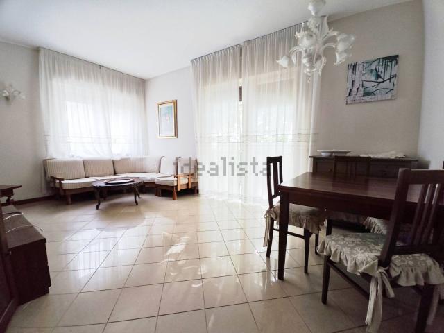 Case e ville in affitto di 153 m² in Viale Sant&apos  Agostino