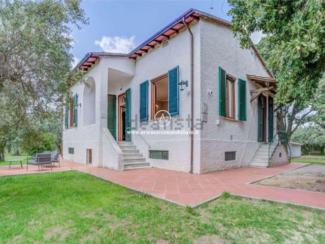 Case e ville in affitto di 160 m²