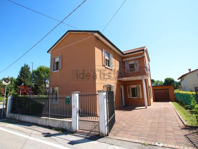 Case e ville in affitto di 166 m²