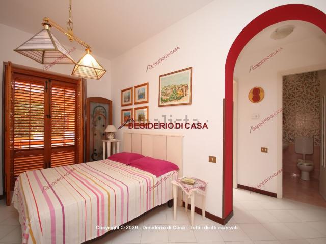 Case e ville in affitto di 170 m² in Via Gualtiero da Caltagirone, 1