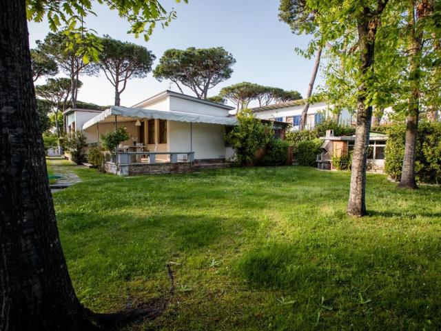 Case e ville in affitto di 180 m² in Via Nazario Sauro