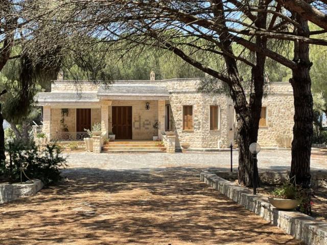 Case e ville in affitto di 180 m² in Strada provinciale Polignano Castellana, 873