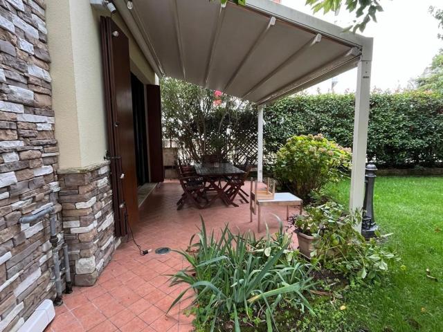 Case e ville in affitto di 184 m² in Corso del Popolo