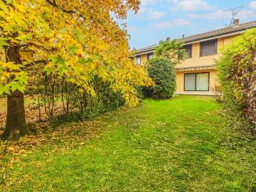 Case e ville in affitto di 185 m² in Via Giacomo Leopardi, 39