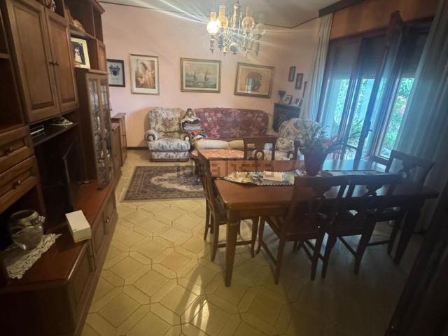 Case e ville in affitto di 200 m² in Via Cavalieri di Vittorio Veneto