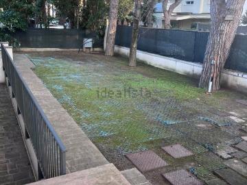 Case e ville in affitto di 205 m² in Viale Pola, 2