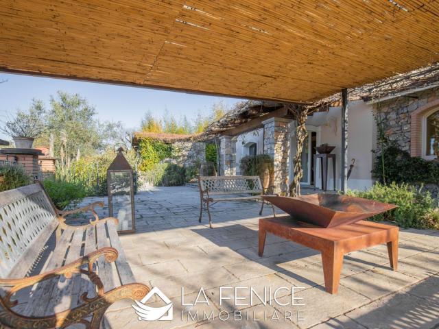 Case e ville in affitto di 216 m² in Via Cerretta Alta, 2