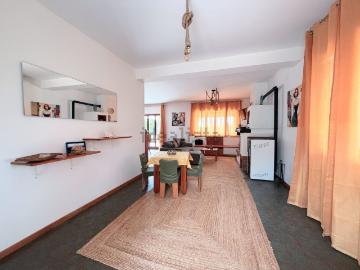 Case e ville in affitto di 218 m² in Via delle Bermude